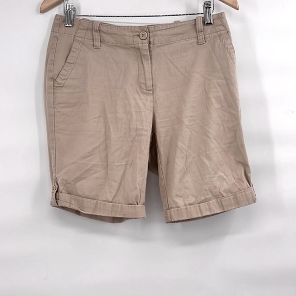 Talbots khaki womens shorts curvy size 4 - Picture 1 of 10